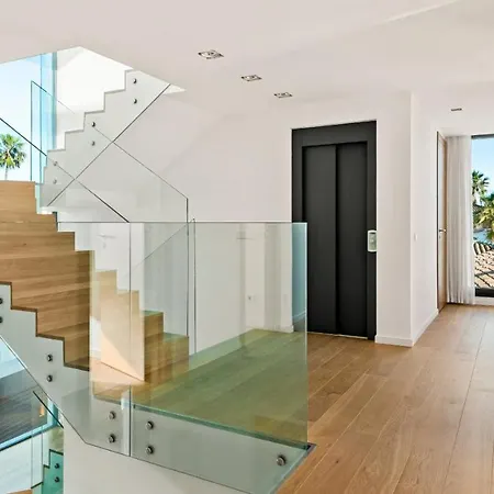 Willa Dune Costabella *